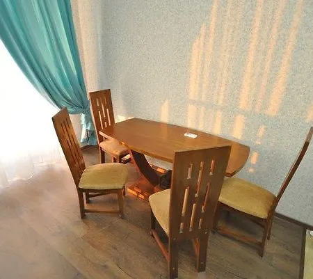 Odessa Apartments *